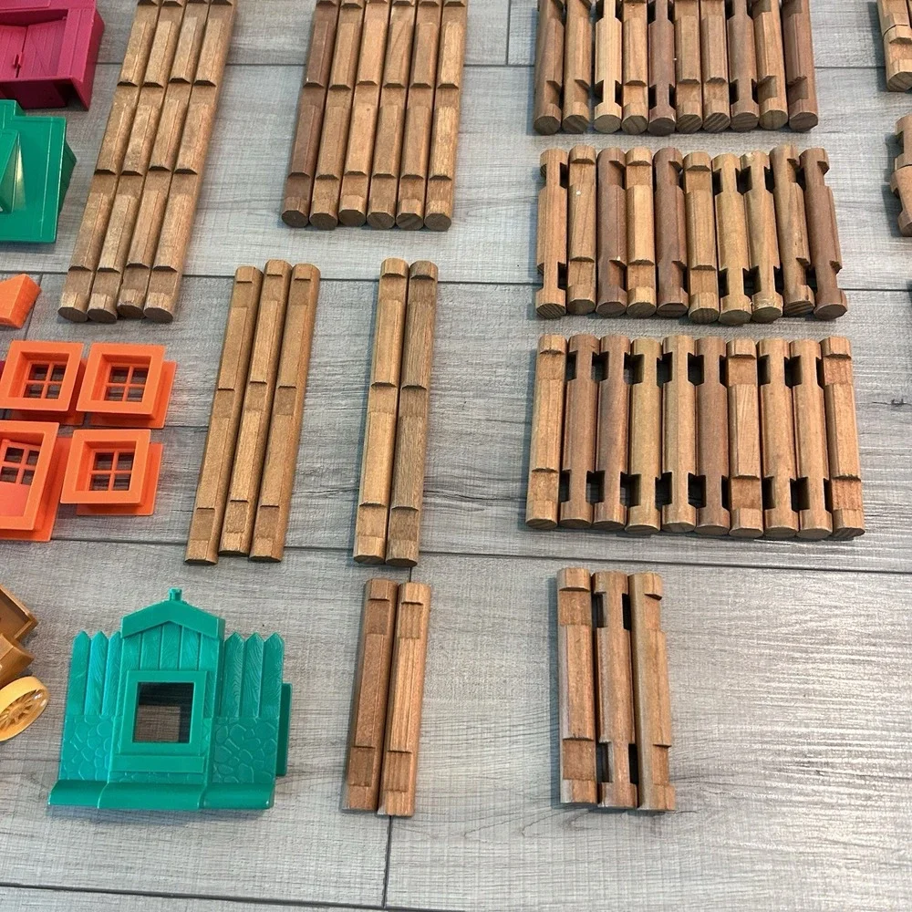 Vtg 1998 LINCOLN LOGS Lot Roofing pieces 1, 2, 3, 4 Notches RARE Wagon Teepee